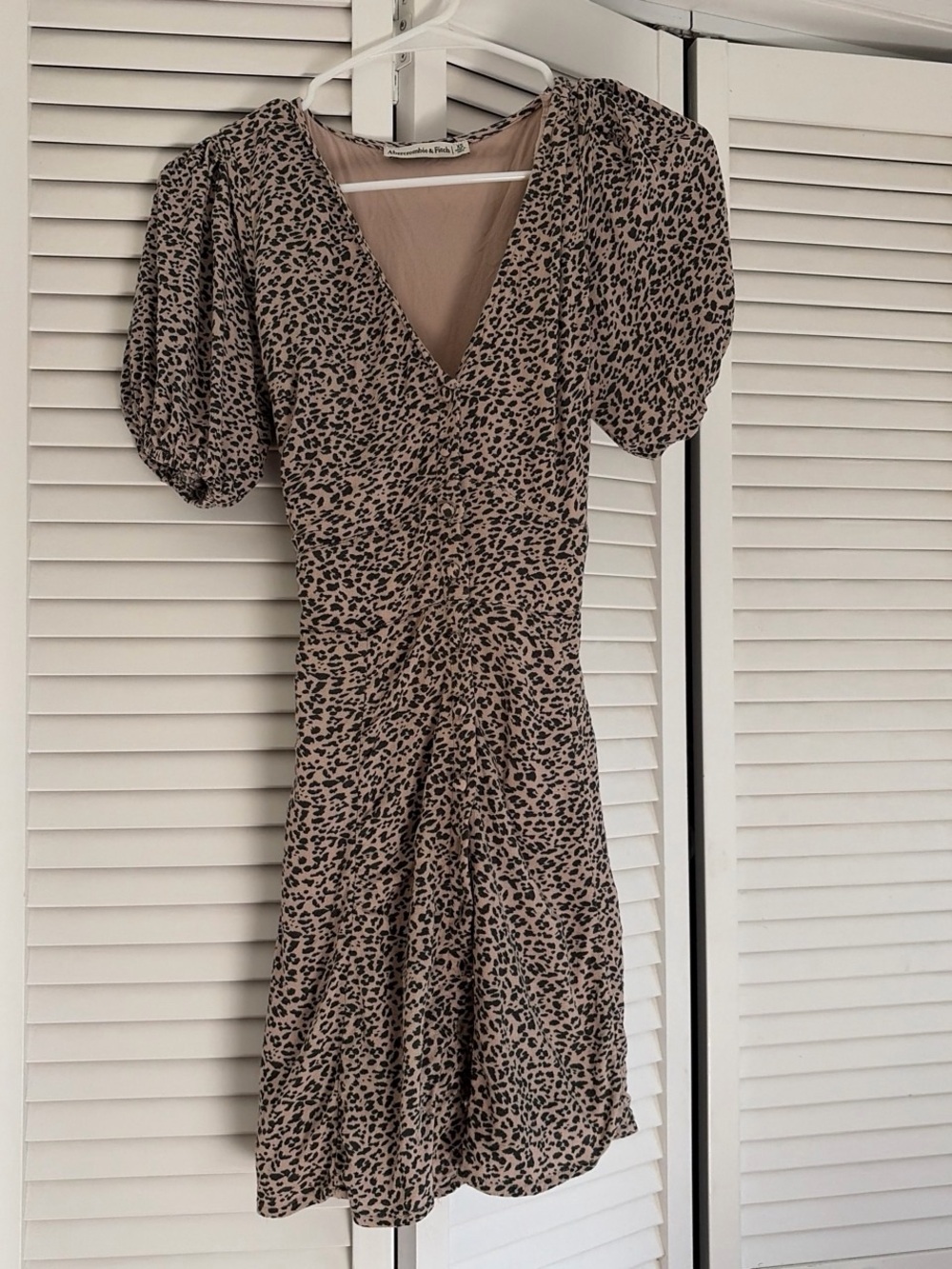 Abercrombie & Fitch Beige and Black Leopard Puff-Sleeve Wrap Dress